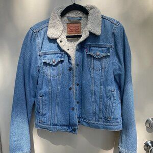 Levi's Denim Jacket Size Large